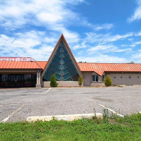 American Best Inn By Oyo I-35 Perry Near Lake Mcmurtry Exteriör bild