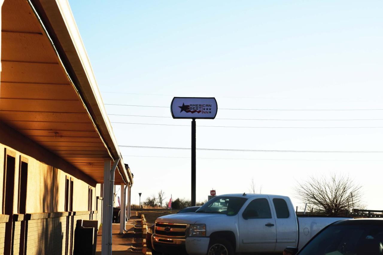 American Best Inn By Oyo I-35 Perry Near Lake Mcmurtry Exteriör bild