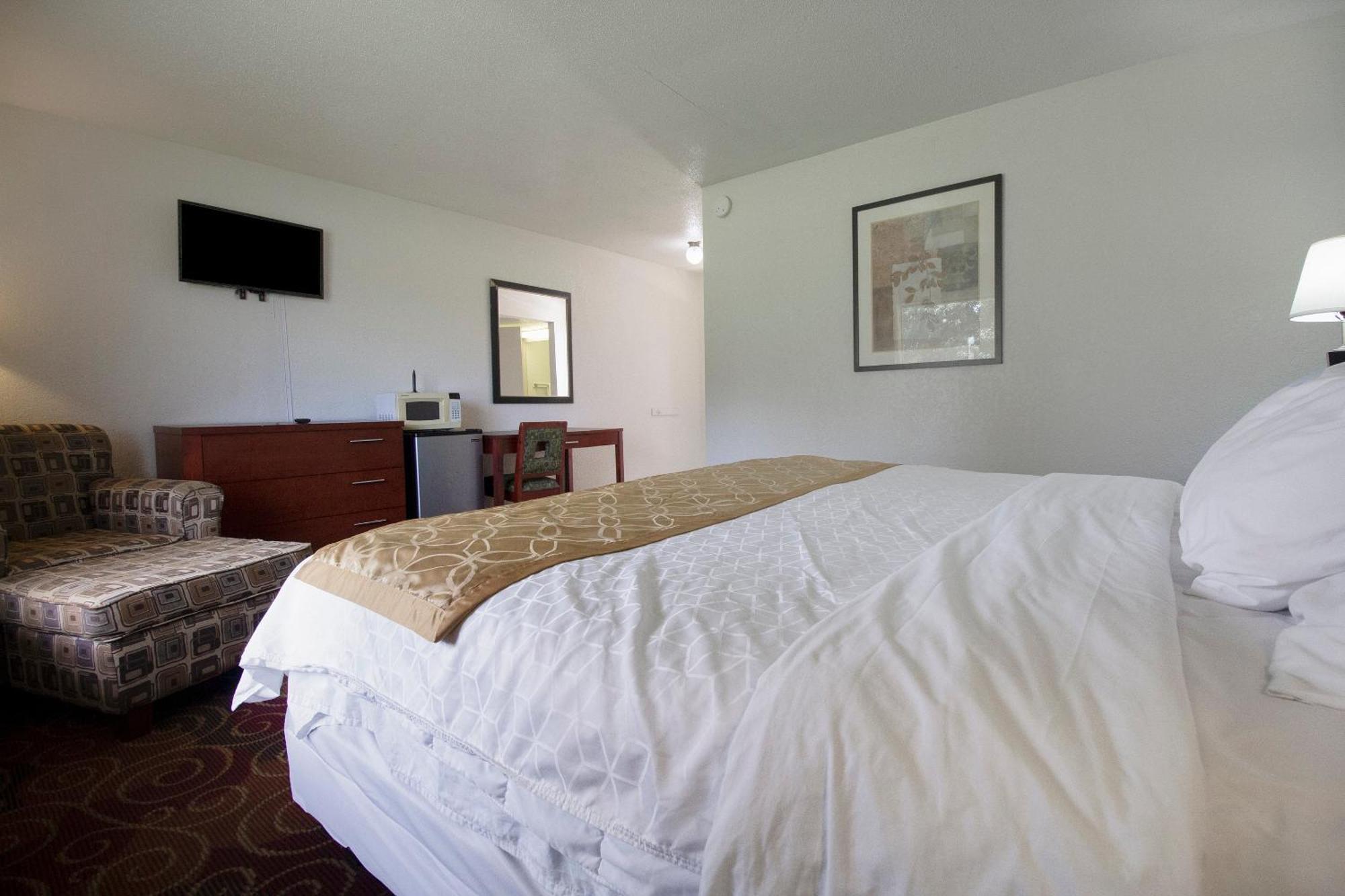 American Best Inn By Oyo I-35 Perry Near Lake Mcmurtry Exteriör bild